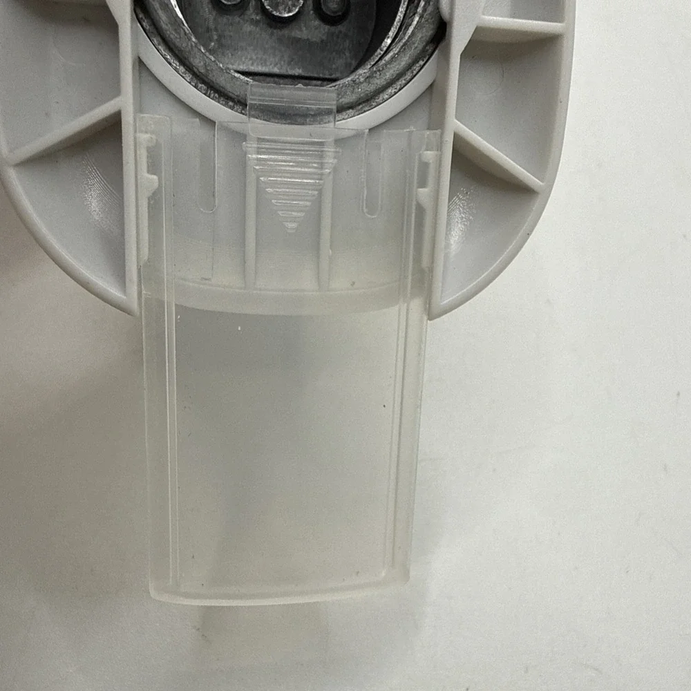The Paper Studio Circle Paper Punch 3